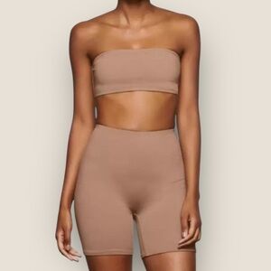 SKIMS | Shaping Swim Shorts | Beige | Size XXS